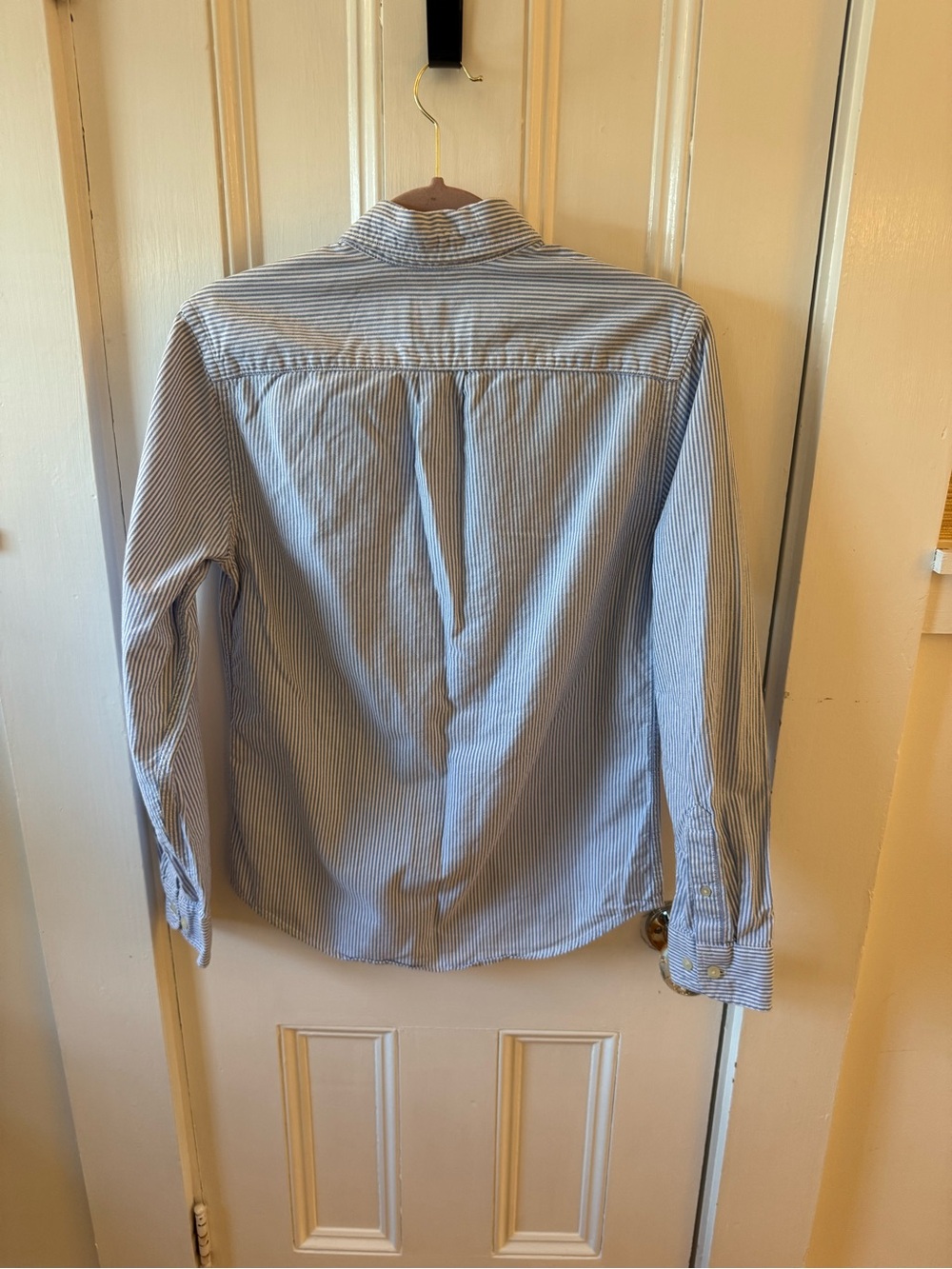 Goodfellow button down - Picture 2 of 9